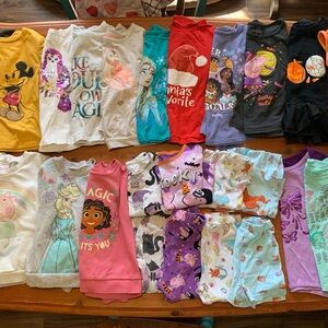 Over 25 pieces included. Lot of 4T girls clothes.